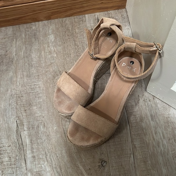 Platform wedges - Picture 2 of 3